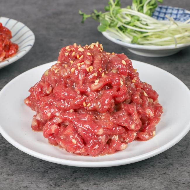 신선배송 1등급 마장동 소고기 육회 250g