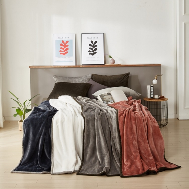 [꿀잠드림]고밀도 20mm 극세사 내담요 (특대형)