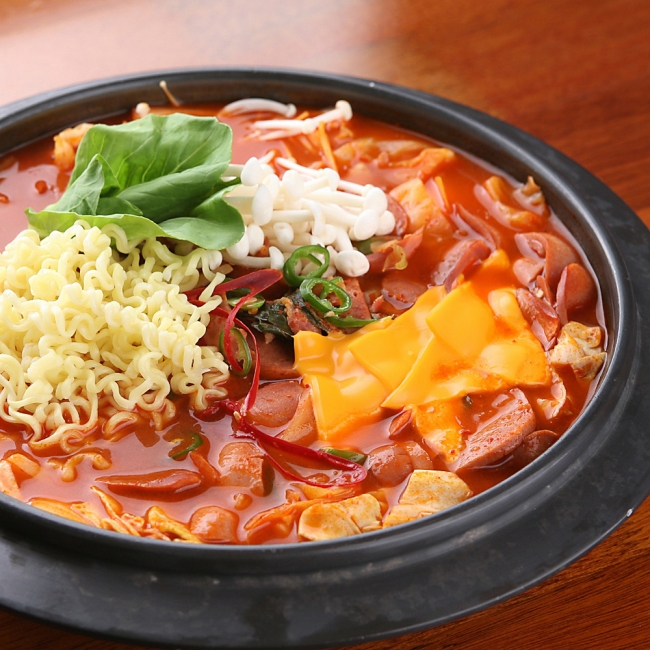 [임꺽정]부대전골 500g 사골육수포함