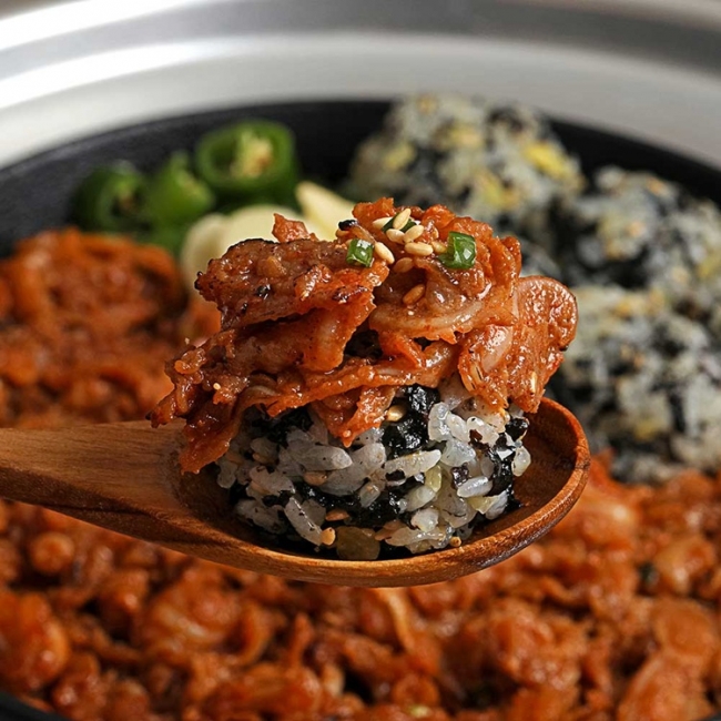 [리타엔]이가네 매운 오돌뼈 900g (300g x 3팩)