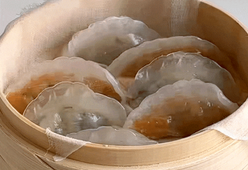 [귀빈정R]명품 감자피 쫀득한 투명고기,김치,새우만두